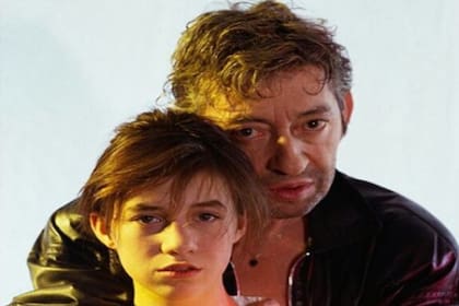 En la lista de escándalos protagonizados por Serge Gainsbourg, la canción Lemon incest grabada junto a su hija Charlotte cuando tenía doce años hoy no sería viable bajo ningún punto de vista