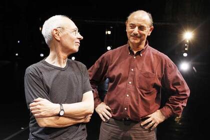 En la misma sala donde hace 40 años Araiz dirigía el primer elenco de danza del San Martín, que contaba con un principiante Wainrot; hoy dirige la compañía oficial