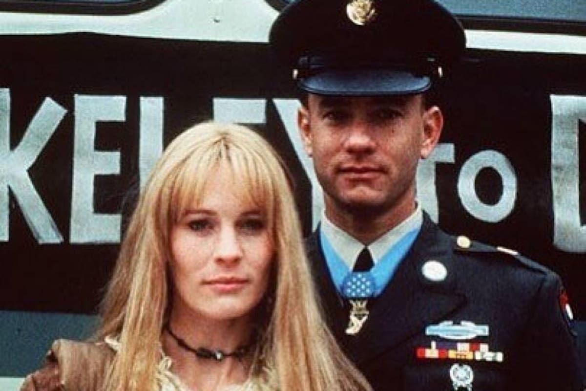 En la novela, Forrest es un personaje odioso y malhumorado