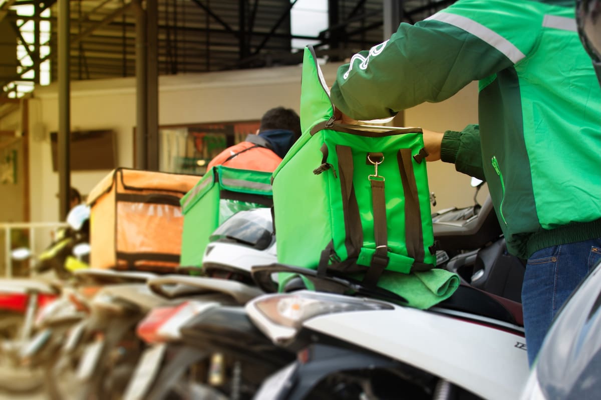 En la nueva cuarentena estricta muchos comercios podrán vender sus productos con entrega a domicilio