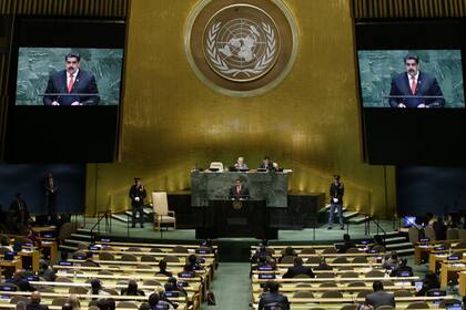 En la ONU, denunció una "arremetida feroz" de EE.UU.; luego se mostró dispuesto a dialogar con el presidente republicano con una "agenda abierta"