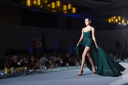 En la pasarela, un diseño con su firma