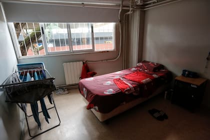 En la pensión de River Plate conviven 14 niños de entre 10 y 12 años y 64 adolescentes de entre 13 y 18 años