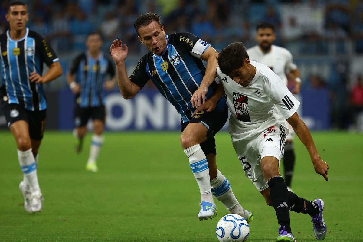 En la primera rueda de la Copa Sudamericana, en Brasil, Gremio se impuso con lo justo 1 a 0