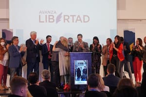 "En la provincia de Buenos Aires el liberalismo logró un hito", afirmó José Luis Espert en el búnker de Avanza Libertad