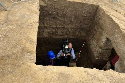 En la provincia italiana de Viterbo, un grupo de arqueólogos ingresó a una tumba de 2600 años de antigüedad
