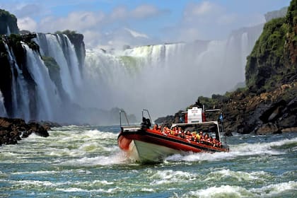 En la reapertura de las Cataratas de Iguazú solo podrán ingresar 200 personas por día, en vez de las 5000 que lo hacían antes de la pandemia de coronavirus