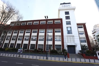 En la sede de Belgrano del Colegio ORT, por el brote, hay más de 550 personas aisladas y en seguimiento