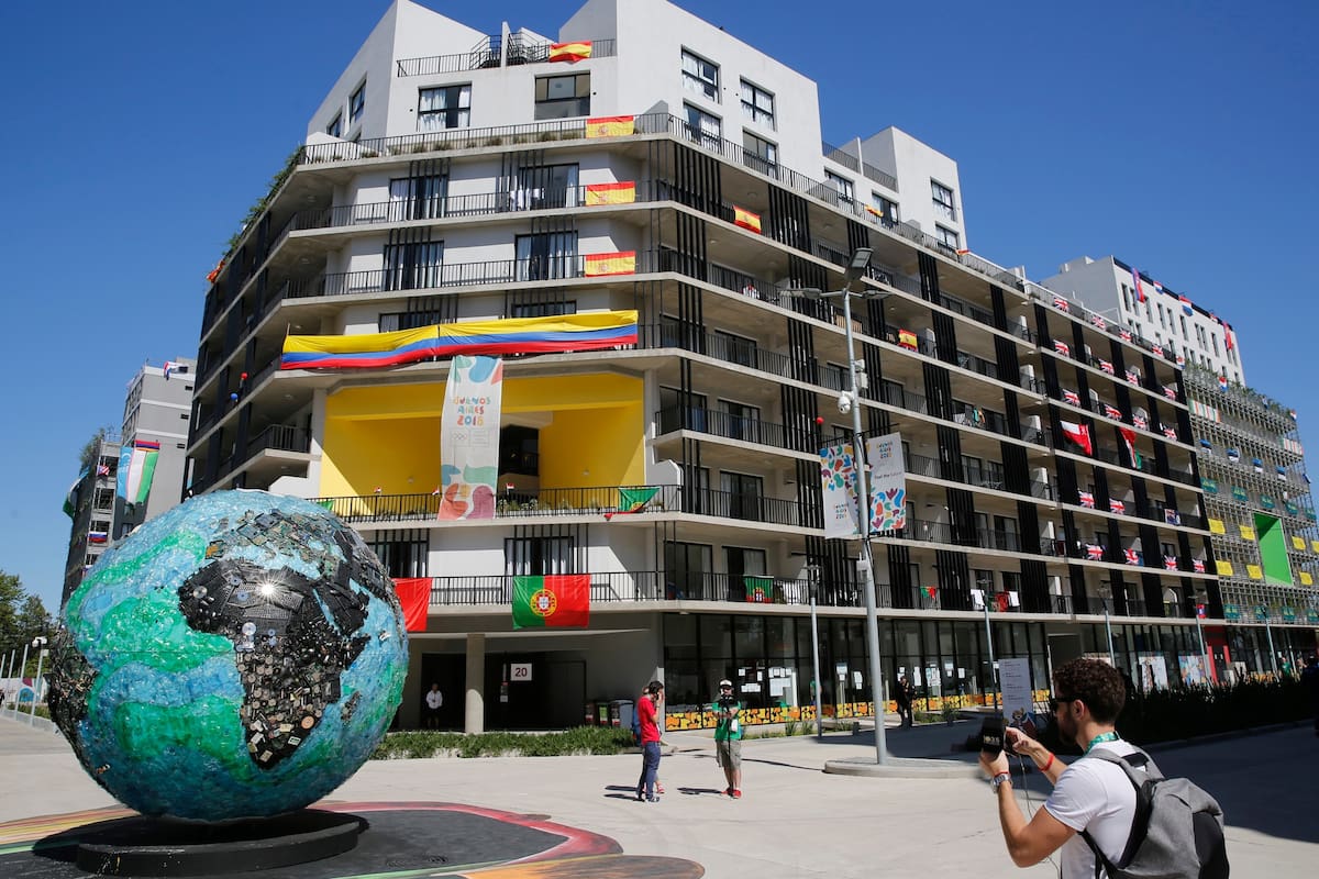 En la tierra donde funcionaba Interama se levantaron 1158 viviendas en las que se alojan los atletas; en marzo serán entregadas a sus propietarios