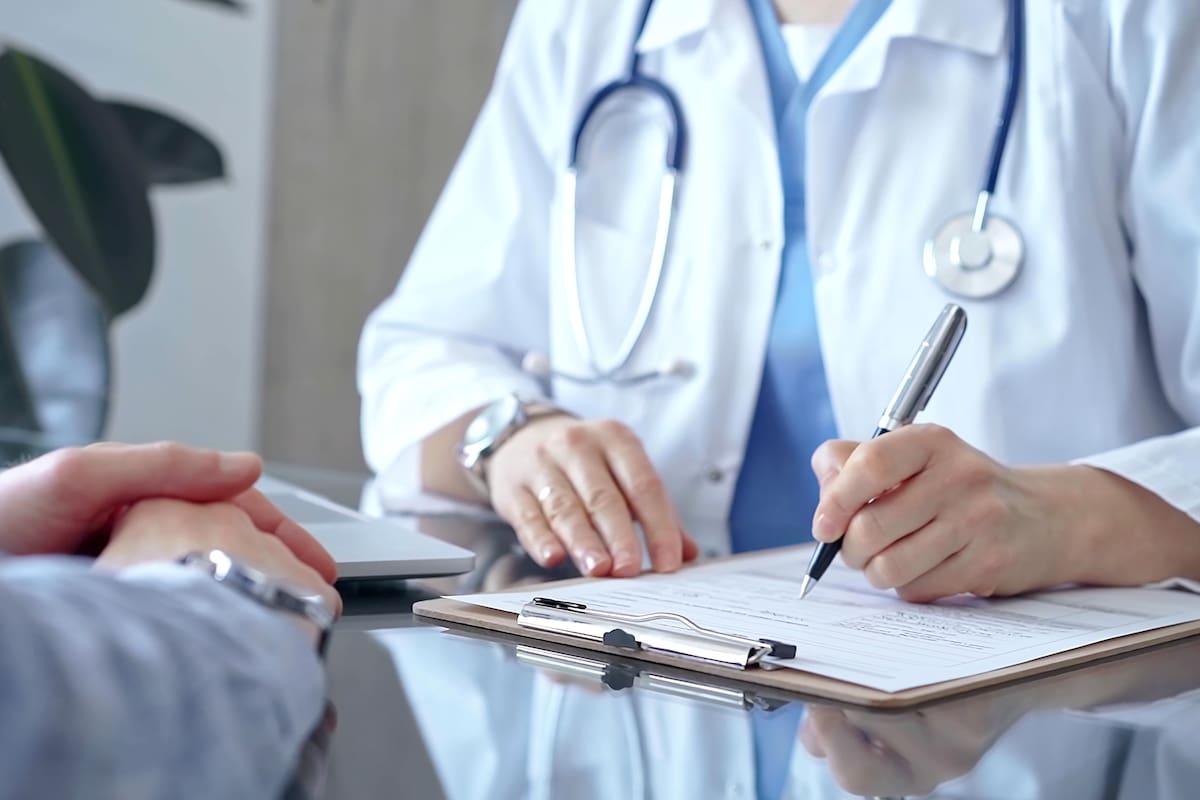 En la Universidad Favaloro crearon Calíape, una app para mejorar la relación entre médicos y pacientes que recibió el premio IB50K 2025 del Instituto Balseiro
