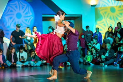En la Usina del Arte se celebrará el Día de la Bandera con música, baile y otras actividades para toda la familia