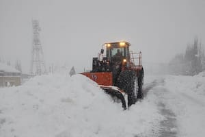 Dos parques de nieve están cerrados “hasta nuevo aviso” y un centro de esquí habilita más pistas