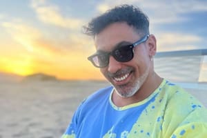 En LAM compartieron una imagen de Lavezzi y su novia, quien está embarazada