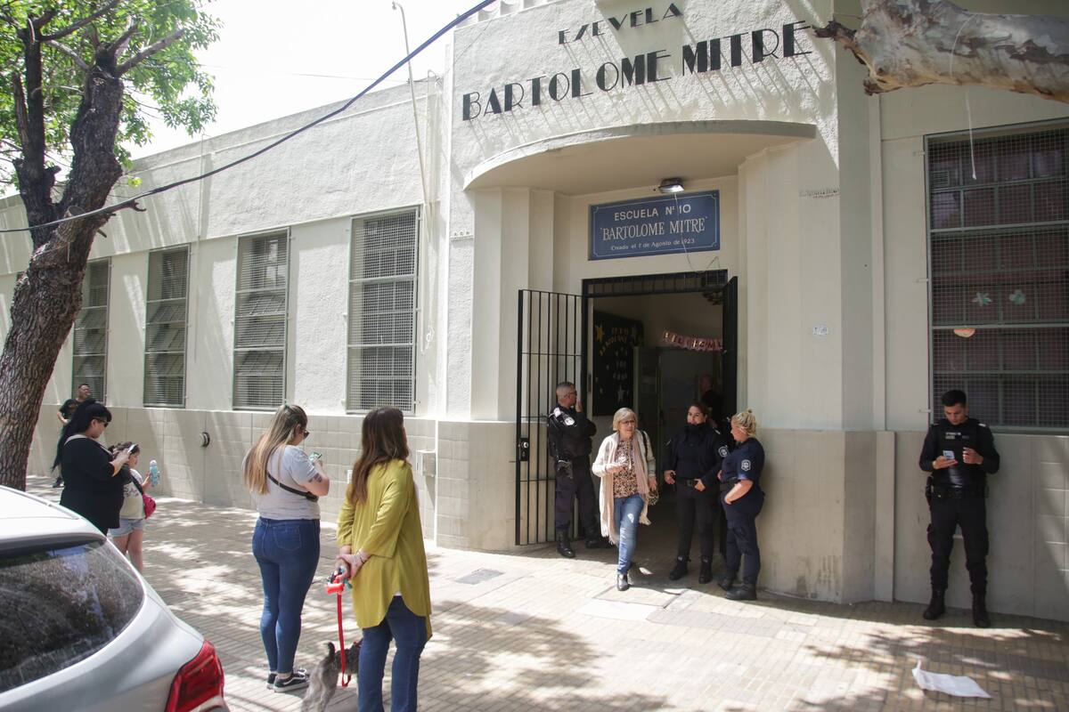 En Lanús, la gente, más allá de su afiliación política, reclamó por más seguridad