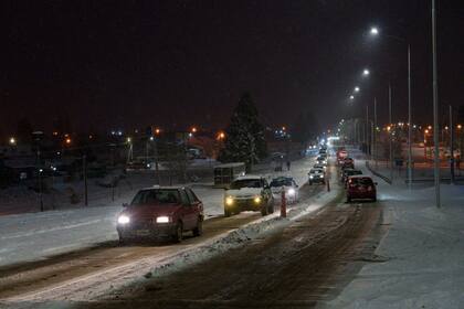 En las provincias donde rige el alerta por nevadas se recomienda circular en vehículos adecuados