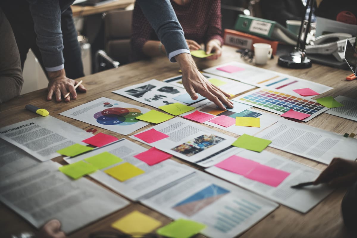 En las redes crece la tendencia de mostrar la “cocina” de un proyecto como estrategia de cercanía