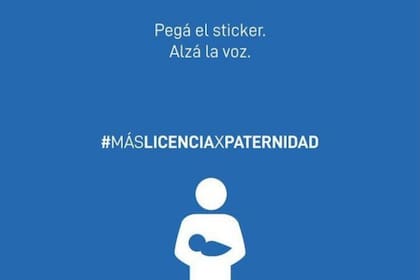 En las redes usá el hashtag #MasLicenciaXPaternidad, mientras que en colectivos, trenes y subtes podes reemplazar la imagen de la mujer embarazada por la del hombre con un bebé , en el lugar del icono habitual del asiento reservado.