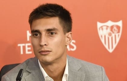 En las últimas horas, Federico Gattoni fue presentado como nuevo refuerzo de Sevilla