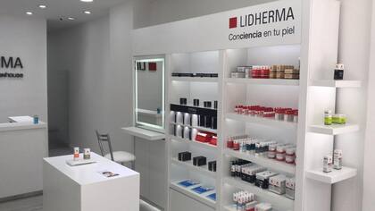 En Lidherma no solo hay protectores solares en diferentes formatos, sino además cremas para el post y autobronceantes