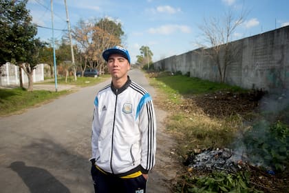 En lo que va de su vida adulta, Brian Landriel conoció la discriminación y el hostigamiento por razones socioeconómicas