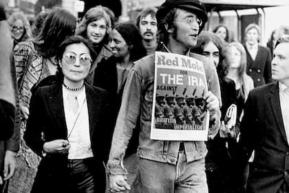 En Londres, 1971, durante una marcha en defensa de la revista OZ, acusada de obscena