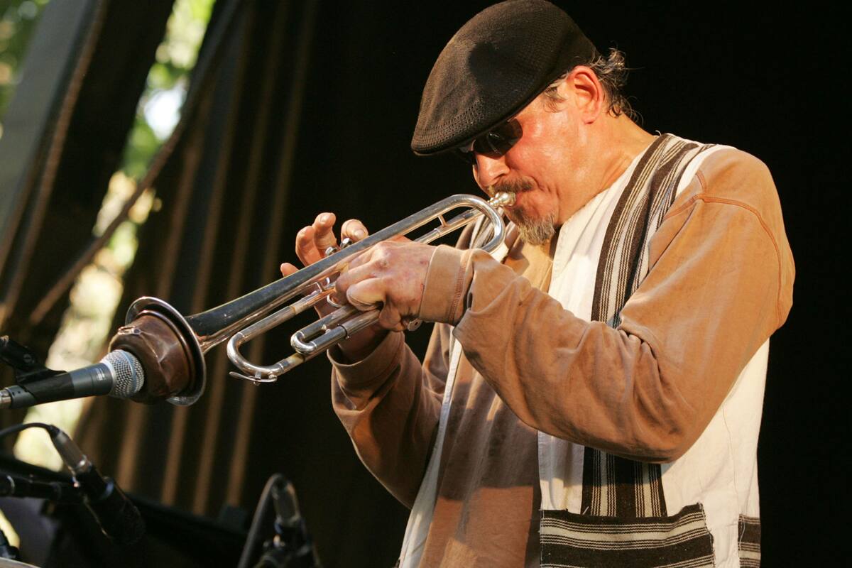 En los años 70 el trompetista fundó la Fort Apache Band, grupo fundamental para el desarrollo y la expansión del latin jazz