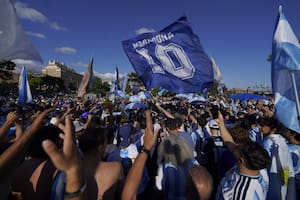 Advierten que los argentinos no podrán entrar con banderas y camisetas de Malvinas al partido contra Inglaterra