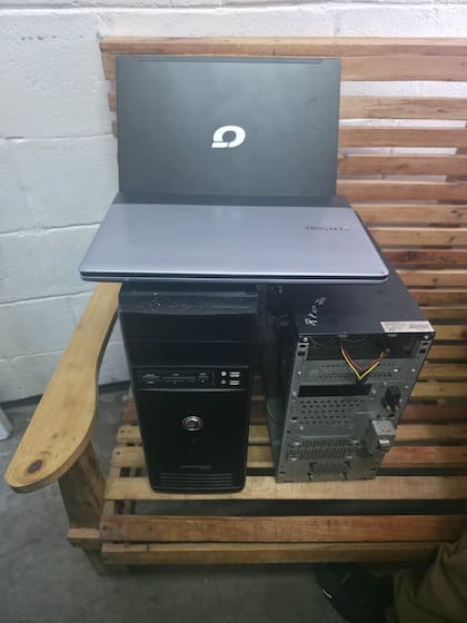 En los calabozos fueron encontradas computadoras