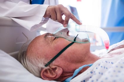 En los casos extremos por contacto con amoníaco, se le puede suministrar oxígeno a los pacientes o mismo se les hace nebulizaciones