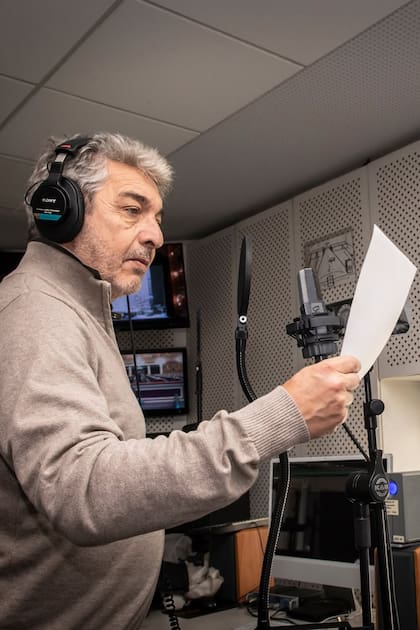 En los estudios del Teatro Colón, Darín grabó fragmentos de "El Aleph", y los poemas “Ausencia” y “Despedida”