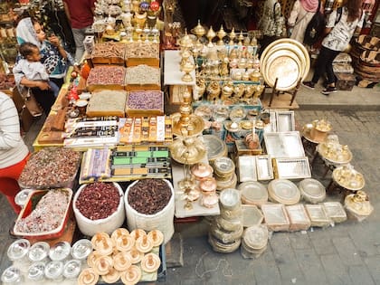 En los mercados, el regateo es ley.