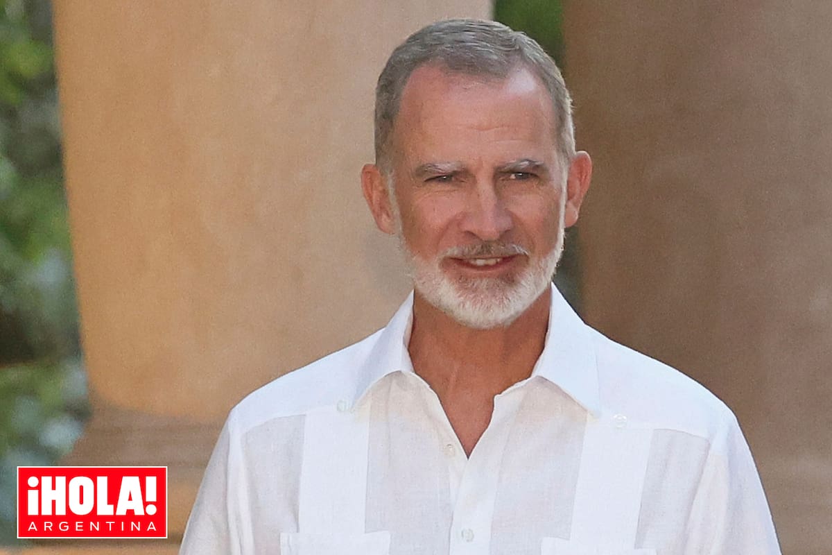 En los países del Caribe, las guayaberas en géneros de lujo son una prenda de etiqueta y se usan en ceremonias solemnes, tanto de día como de noche.