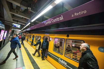 Los subtes también tendrán un nuevo ajuste tarifario