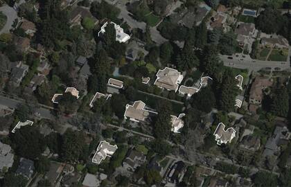 En los últimos 11 años Zuckerberg compró 11 propiedades linderas para hacer un gran complejo personal en Crescent Park, Palo Alto