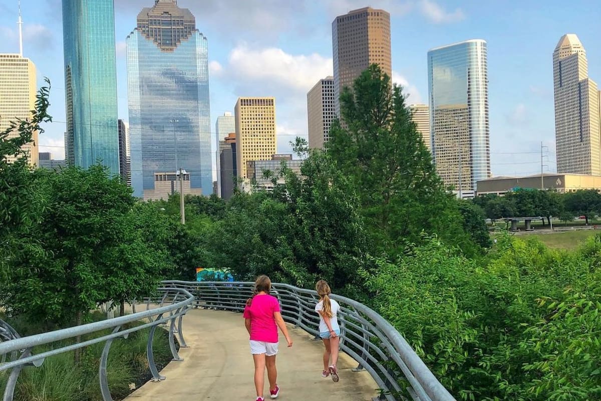 En los últimos años una gran cantidad de californianos se mudaron a Texas por ser más asequible