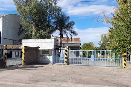 En los últimos cuatro años, como consecuencia de la caída de las ventas de termos de vidrio, la empresa cerró más del 50% de su fábrica