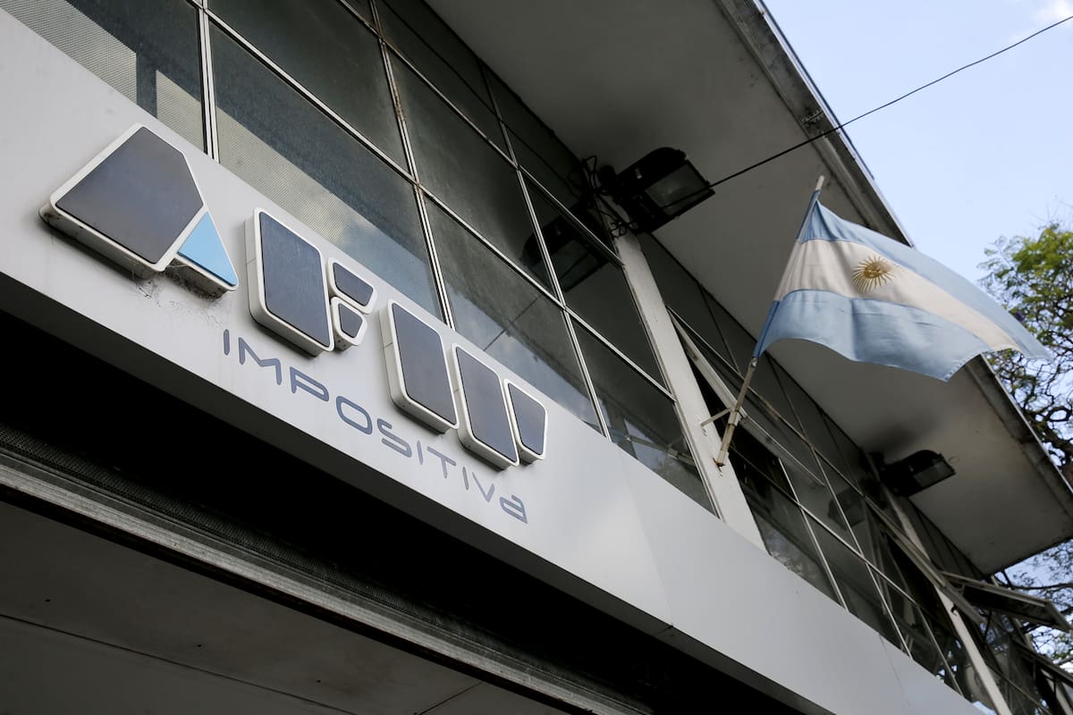 En los últimos días el Gobierno realizó algunos anuncios fiscales que apuntan hacia el mismo lugar: que los contribuyentes regularicen sus deudas tributarias.