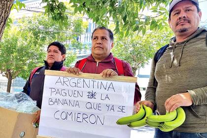 En los últimos días hubo protestas en La Paz, Bolivia, y Asunción, Paraguay, por las exportaciones de banana hacia la Argentina que no fueron pagadas