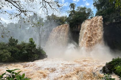 En los últimos días, hubo una fuerte crecida del río Iguazú