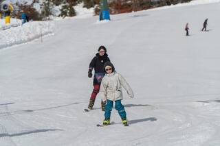 Las razones del concesionario por el aumento de casi un 300% en el pase para esquiar en el Catedral