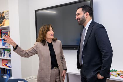 En los últimos meses, Hochul y Mamdani mantuvieron discusiones por las propuestas de aumentar los impuestos para abordar el déficit presupuestario de la ciudad de Nueva York