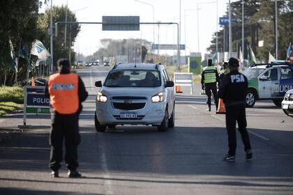 En Mar del Plata, el intendente Guillermo Montenegro volvió a pedir que los turistas no vayan a la ciudad ante el avance del coronavirus