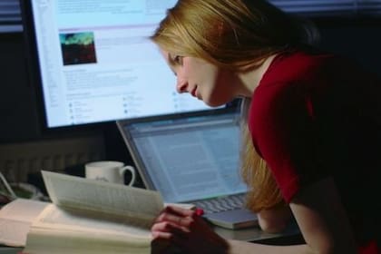 En medio de la pandemia de coronavirus, las clases se han estado impartiendo por Internet