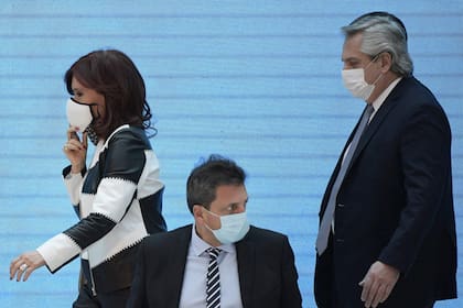 En medio de mutuas desconfianzas, Cristina Kirchner, Sergio Massa y Alberto Fernández ensayan fórmulas para la gobernabilidad