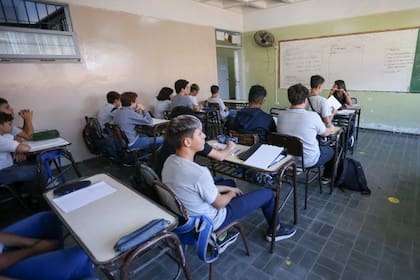 En Mendoza, los estudiantes con “alto riesgo” de abandonar las aulas representan más del 4% de la matrícula total de la provincia