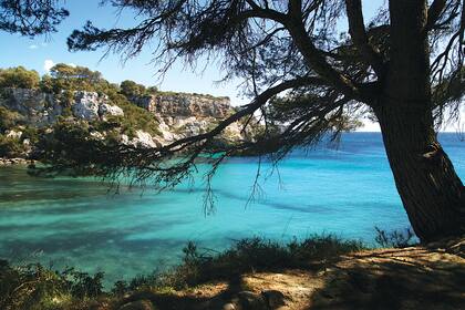 En Menorca los cruceros por la costa también son muy populares