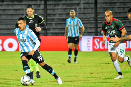 En menos de un mes Racing se quedó afuera de tres torneos en los que tenía chances de ser campeón