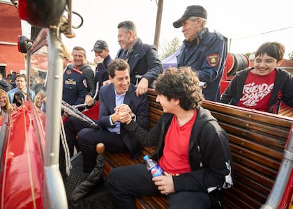 En Merlo, durante el Día del Bombero Voluntario, minutos antes de la entrevista.