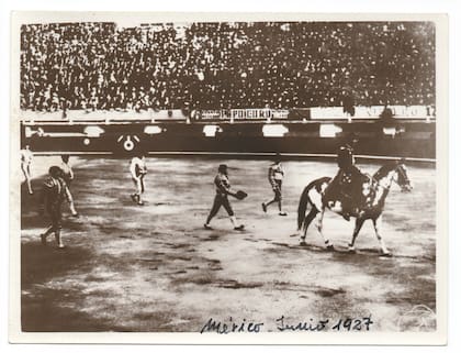 En México DF Aimé y Mancha desfilaron en la plaza de toros de esa ciudad. Gentileza Pablo Zubiaurre