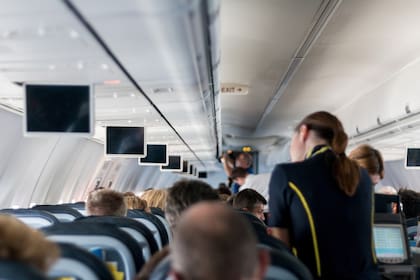 “En mi cabeza, tocar el avión significa que vamos a llegar a salvo”, confiesan algunos pasajeros